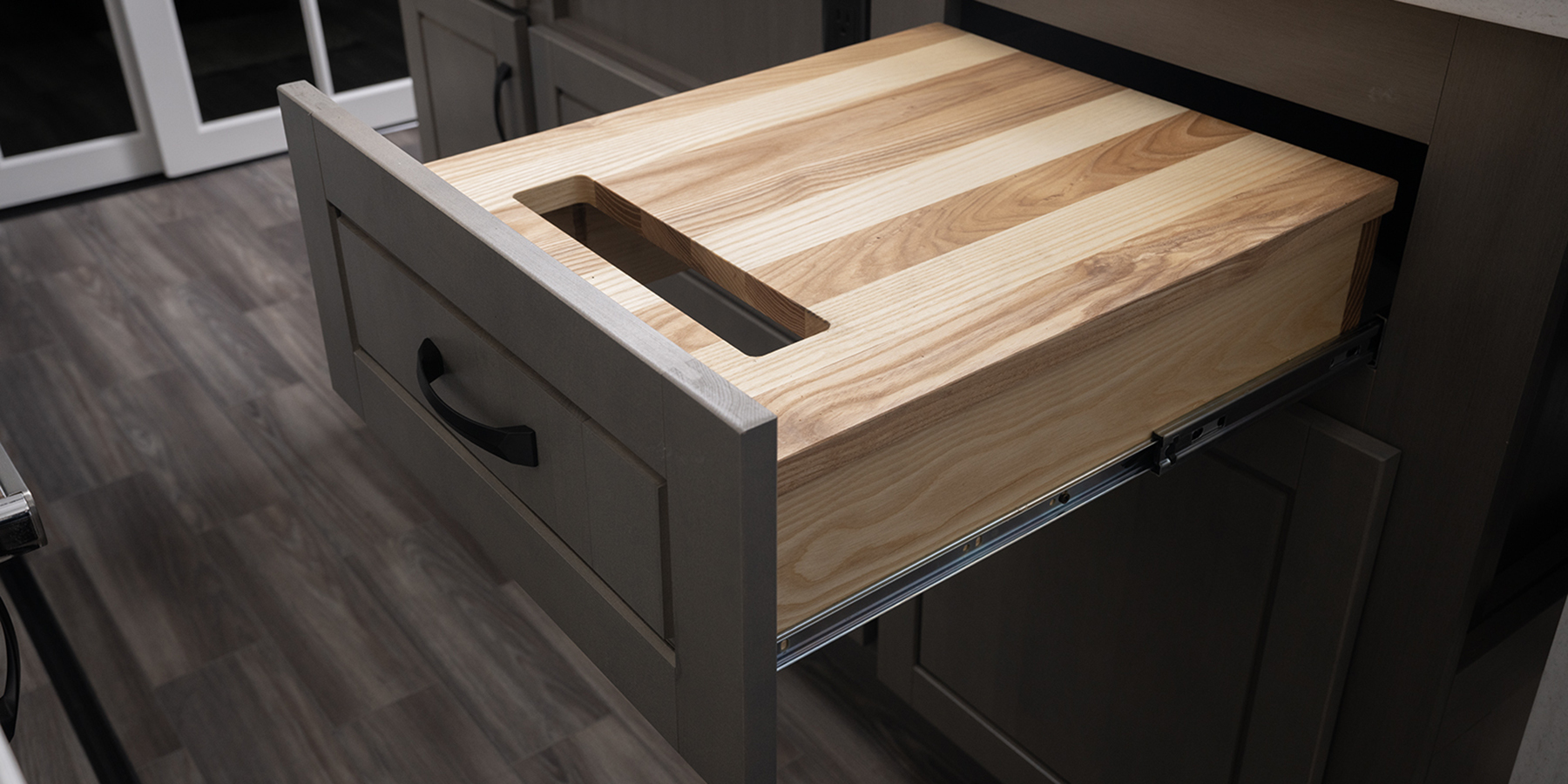 North Point built-in cutting board