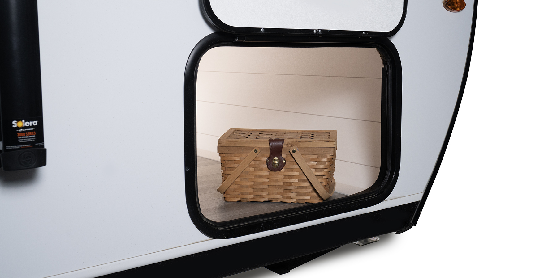 Jay Flight SLX exterior storage